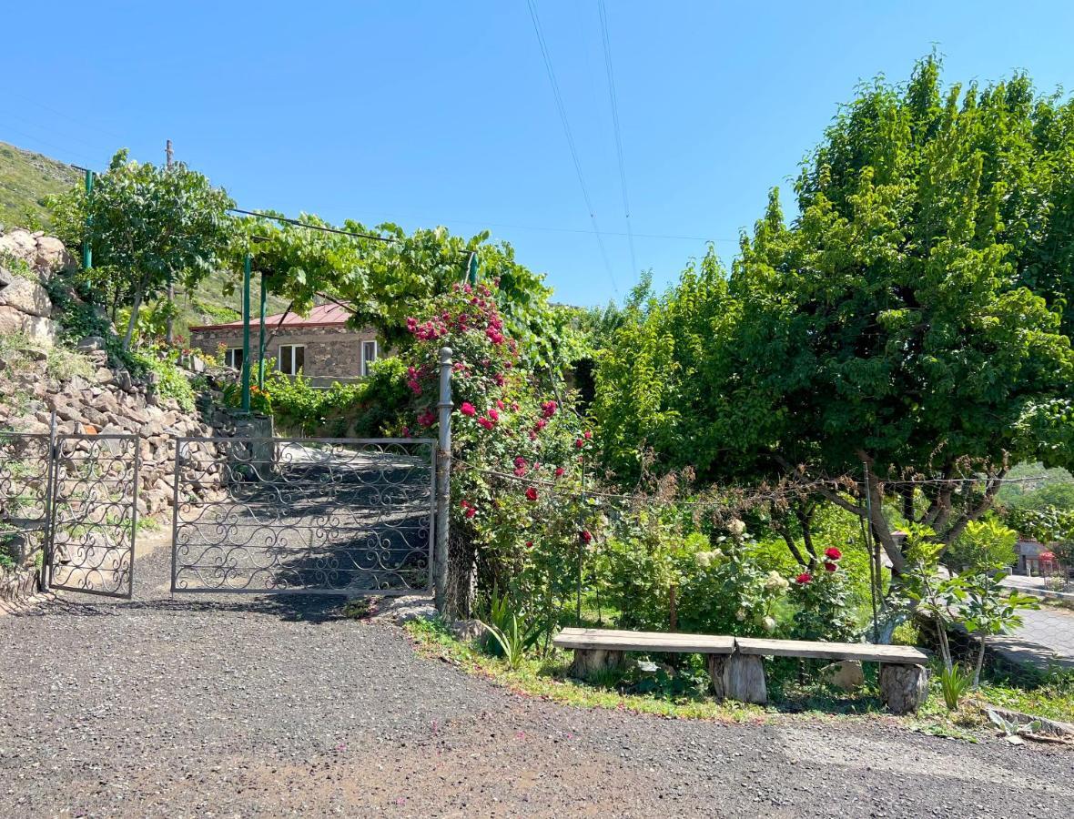 Igor Bed And Breakfast Halidzor ภายนอก รูปภาพ